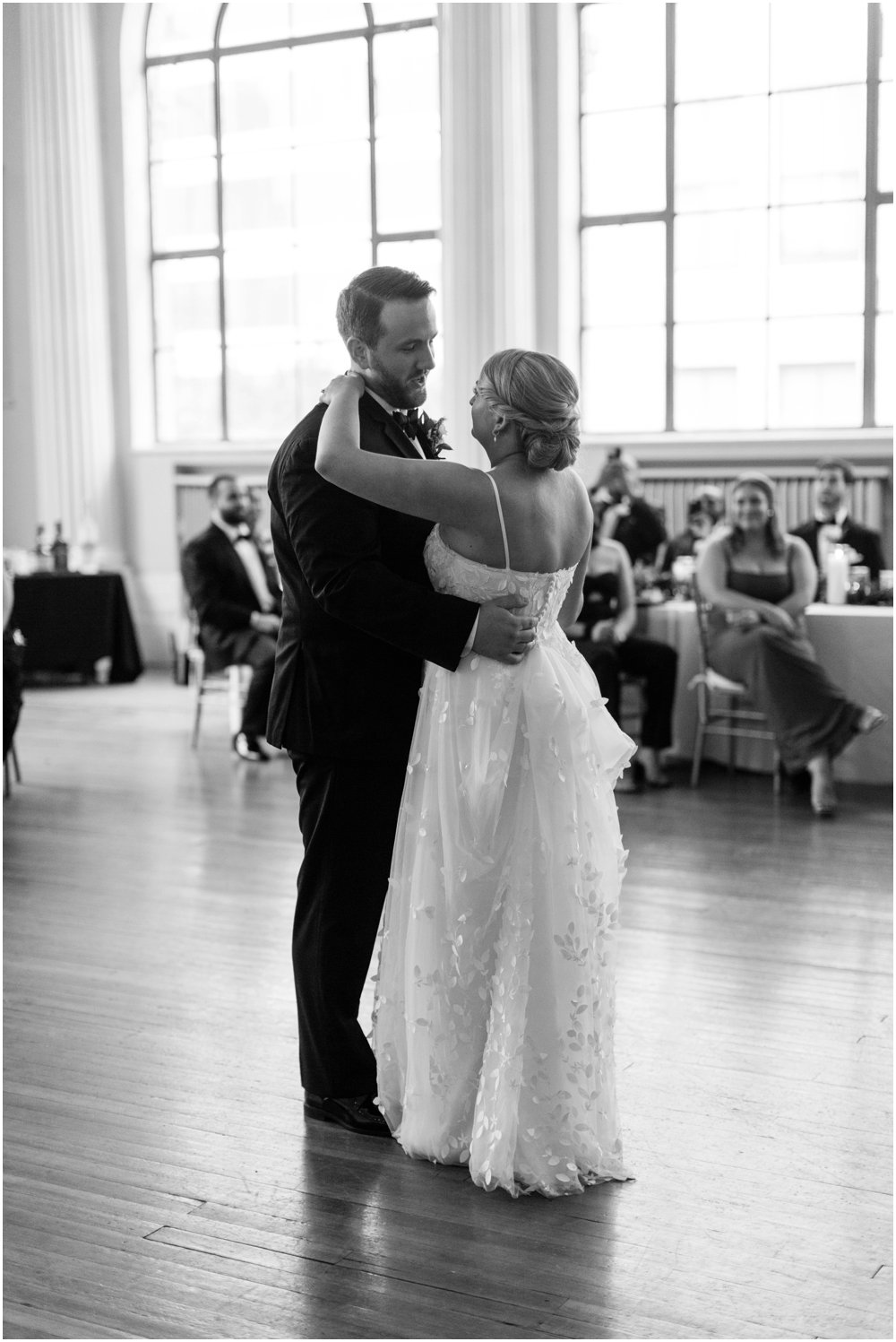 Corinthian Ballroom Wedding Virginia | Nicki Metcalf Photography