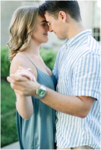 Richmond Engagement Photos, Virginia Museum of Fine Arts Photos, Virginia Museum of Fine Arts Engagement